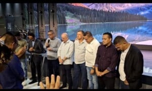 Lider-da-Igreja-Alianca-declara-apoio-a-Jose-Ronaldo-300x180-1