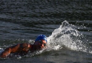 Maratona_Aquatica_Ana_Marcela_Cunha_bced70b14e-300x205-1
