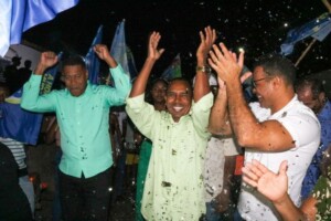 PDT-de-Tanquinho-Lanca-Chapa-Puro-Sangue-e-Propoe-3a-Via-Historica-com-Eliel-Ferreira-e-Willian-Locutor-300x200-1