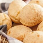 Pao-de-Queijo-Puro-Sabor