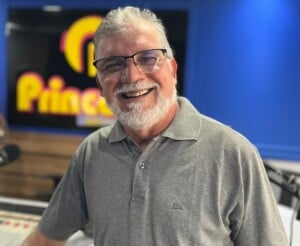 Radialista-Nivaldo-Cruz-300x246-1