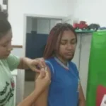 Semana-de-Vacinacao-na-Escola-696x392-1-300x169-1