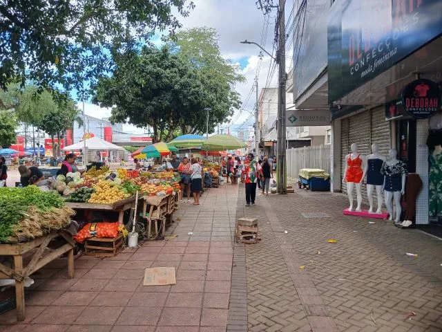 UtM8TfAP-feira-livre-praca-bernardino-bahia-jpg