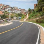 V09F01J0-Avenida-Batatinha-em-Salvador-jpg