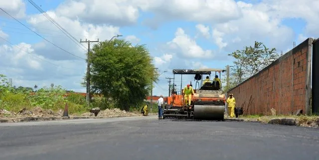 XX0xfzB7-obra-recapeamento-avenida-periferica-foto-Valto-Novaes-jpg
