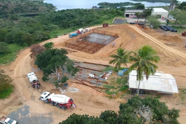 ZREuISx9-Obras-de-ampliacao-do-sistema-de-ampliacao-de-agua-de-Feira-jpg