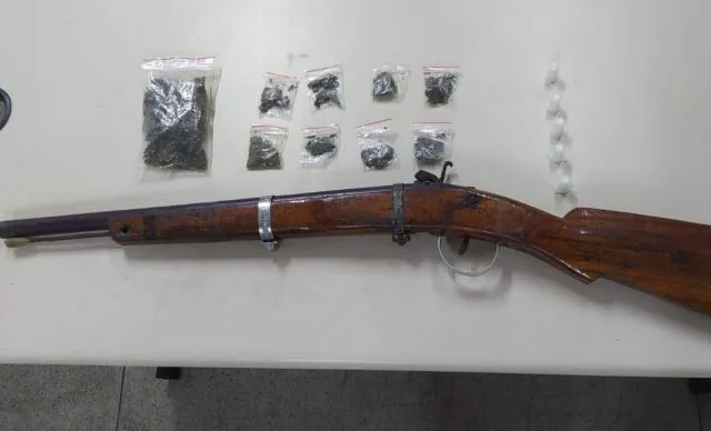 aJEPtmC2-arma-apreendida-jpg