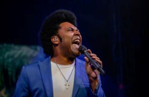 cantor-gospel-thalles-roberto-foto-divulgacao-300x195-1