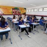 estudantes-professores-ft-pedro-moraes-300x200-1