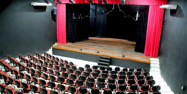 gRJSFjdW-teatro-margarida-ribeiro-jpg