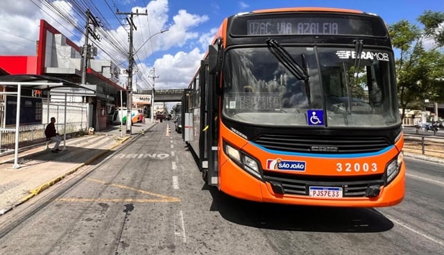onibus-transporte-publico-de-Feira