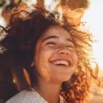 pessoa-feliz-felicidade-foto-freepik-jpg