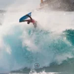 surf-Uri-Valadao_ReproducaoArquivoPessoal-2-surf-300x196-1