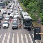 transito-avenida-joao-durval-1