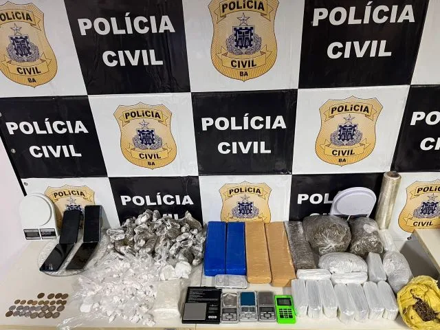 u9C6Sxzp-apreensao-de-drogas1-jpg