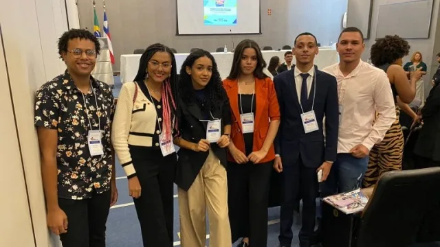 y8AVQ2DB-Estudantes-universitarios-assumem-papel-de-jovens-deputados-na-Alba-Foto-Emerson-Santos-Ascom-SEC-1-768x432-1-jpeg