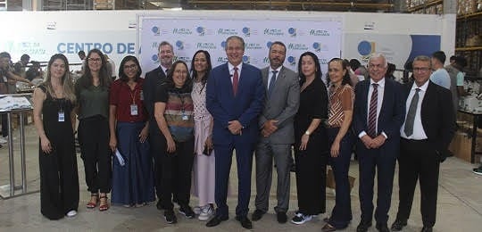 CMmV9Bgy-cerimonia-de-lacracao-urnas-eletronicas-foto-divulgacao-tre