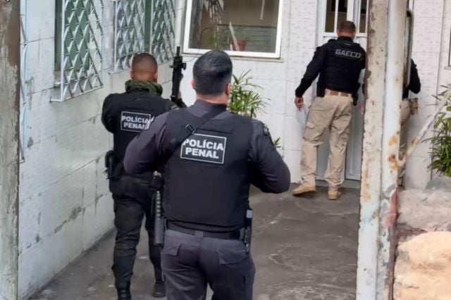Hx0mDpPX-operacao-contra-servidores-publicos-da-Seap-e-deflagrada-em-Salvador