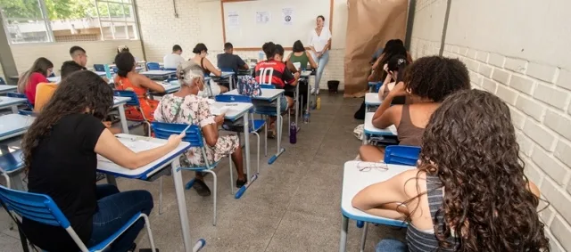 PVQmOs8x-Mais-Futuro-3-estudantes-Uneb-jpeg