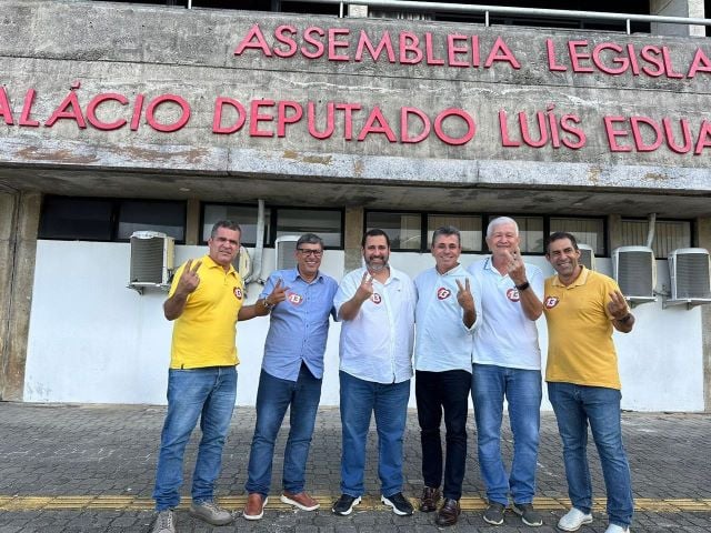 UJCtKIUA-Hugo-Nogueira-MDB-desiste-de-candidatura-e-declara-apoio-a-Val-de-Dezinho-PT-para-prefeito-de-Santo-Estevao