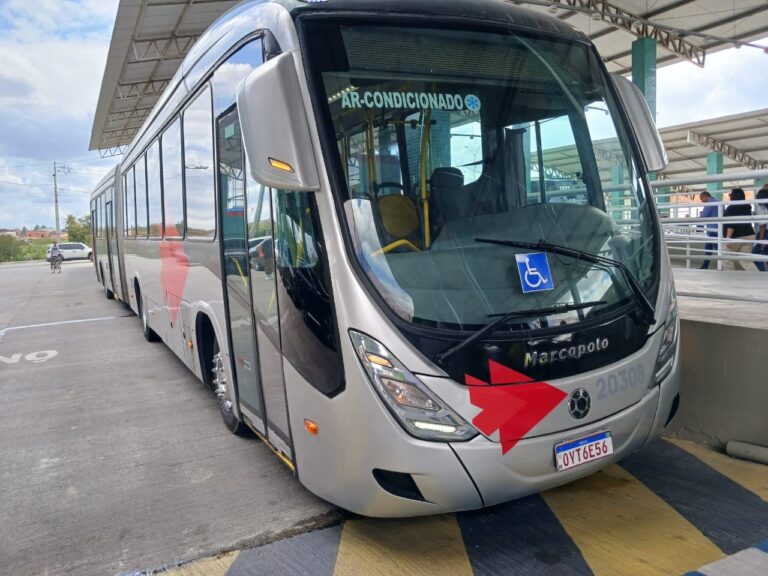 WtkDelQH-BRT-2-onibus-articulados-ft-Ney-Silva-acorda-cidade3