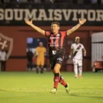 Zs0tfxaI-ecvitoria_mauriciadamatta_bn-jpeg