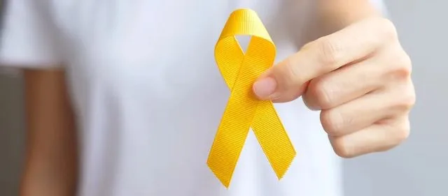 cQZWkTRv-laco-setembro-amarelo-prevencao-suicidio-foto-freepik-jpg