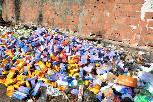 gZHSFKmI-SECOM-Descarte-Iregular-de-Medicamentos-Foto-Valto-Novaes-2-jpg