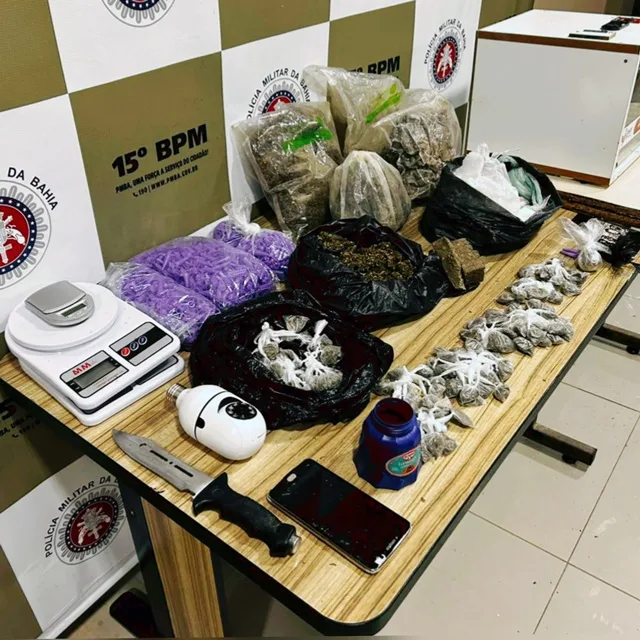 jP7ZkWp9-policiamilitar_materialapreendido-jpeg
