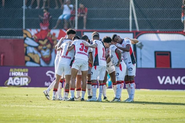 mKcy2lyS-vitoria