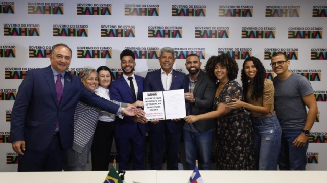 rN9ieAlO-governador-reuniao-governo-do-estado