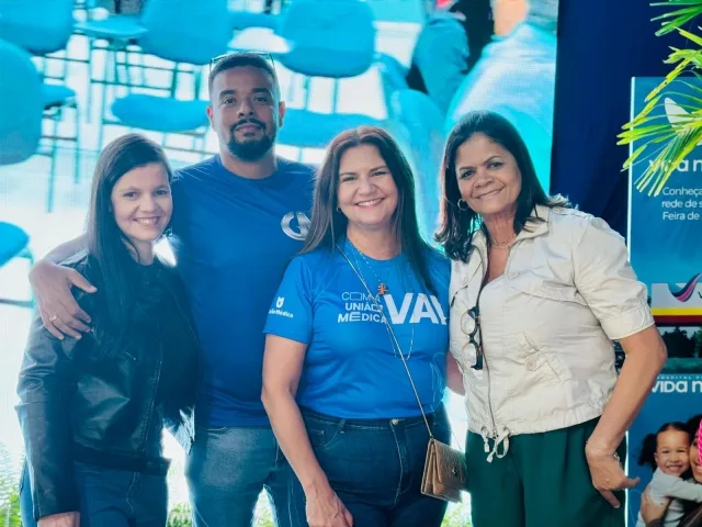 vYh9IVWe-Uniao-Medica-e-Grupo-Nobre-na-45a-Expofeira-jpg
