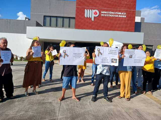 ySXEkiJS-Pais-e-maes-com-filhos-autistas-vao-ao-MP-contra-a-Unimed-por-quebra-de-vinculo-no-atendimento-3