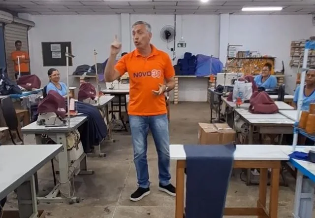 zUkt4J9j-Carlos-Medeiros-jpg