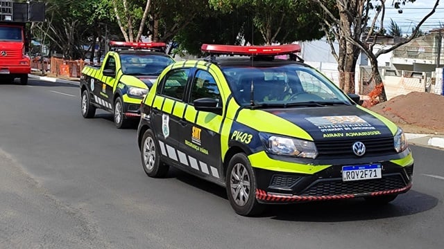 15a-cavalgada-solidaria-ft-Ed-santos-acorda-cidade3-carro-da-smt