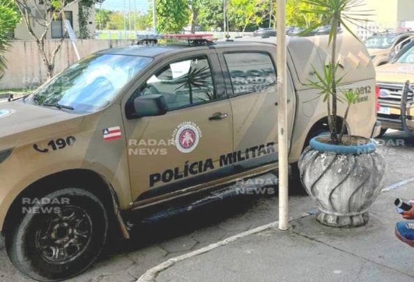 3giS2KJ4-sargento-baleado