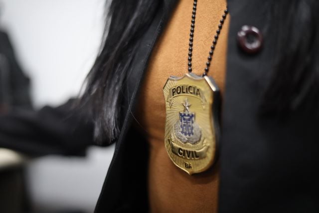 6mM5fXVi-policia-civil-policial-distintivo-Foto-Haeckel-Dias-Ascom-PC