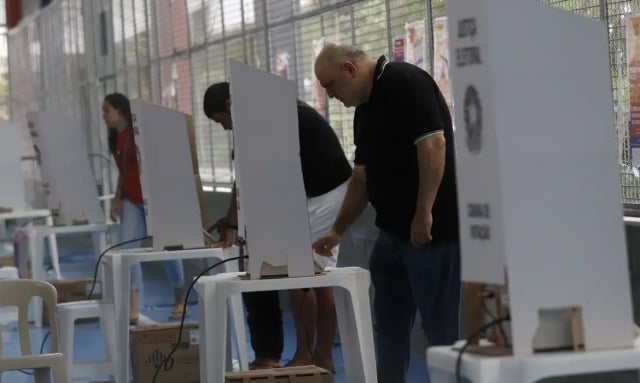 7Z0A5PIk-votacao