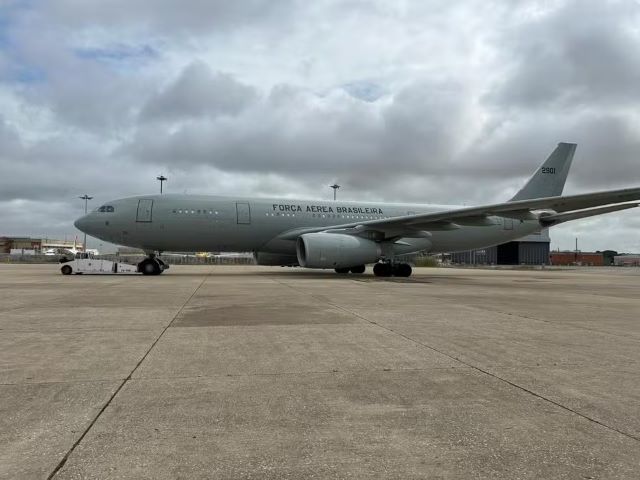 94A7UkWO-aviao-da-forca-aerea-brasileira-foto-fab