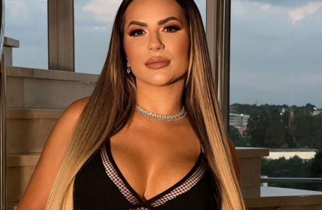 9oJ4asBu-deolane-bezerra-foto-reproducao