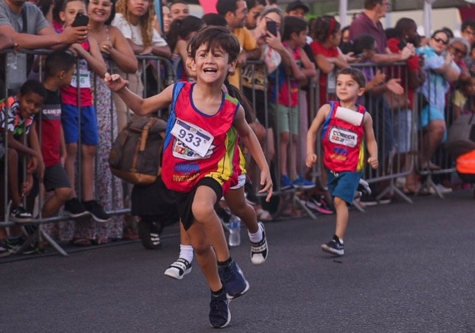 KQi2qZAt-corrida-kids-boulevard