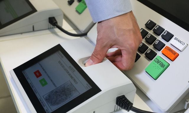 Novas-urnas-eletronicas-TSE-Abdias-Pinheiro-Secom-TSE-urna-eletronica