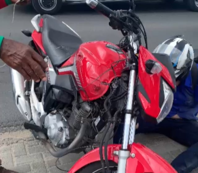 fQVLc0jQ-motociclista-sofre-acidente-na-artemia-pires-ft-reproducao-redes-sociais-1-1
