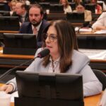 fu61jQS4-deputada-federal-Rogeria-Santos