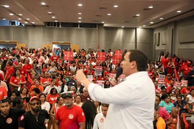 ntRRlWyb-evento-liderancas-pt-foto-Joao-Valadares