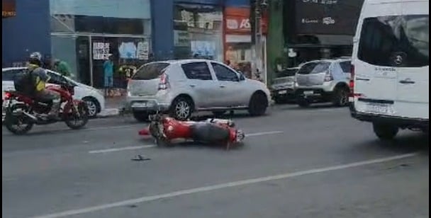 oaenGbug-motocicletaabandonada_redessociais