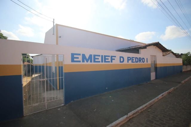 pwKzMh8q-Colegio-Municipal-Dom-Pedro-I-1