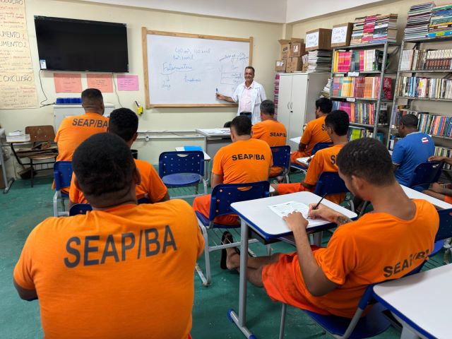 rAghTR5w-educacao-no-sistema-prisional-Nucom-Seap