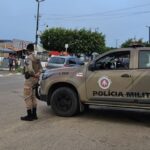 ri0JFAVd-policia-militar-peto-agente-policial-militar-viatura-foto-divulgacao