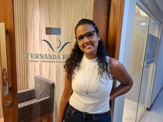 vuqSvwhb-psicologa-fernanda-ribeiro